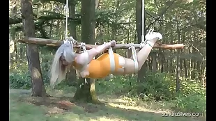 outdoor lingerie suspension